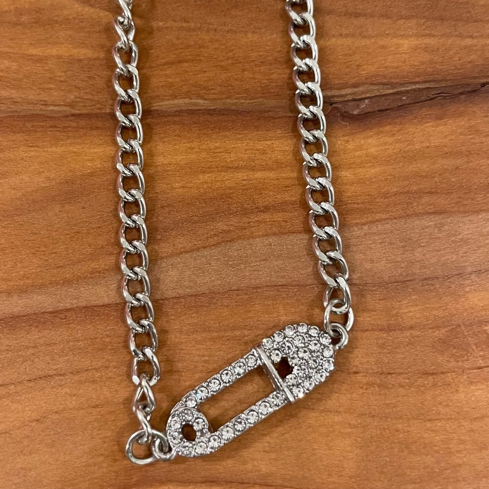 MINGA LONDON Rhinestone Sparkly Safety Pin Necklace Choker Antique Silver Tone